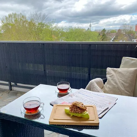 City Ferienwohnung Skyline - Mit Grossem Balkon & Xxl- Sofa Fuer Bis Zu 4 Personen Bremerhaven Buitenkant foto